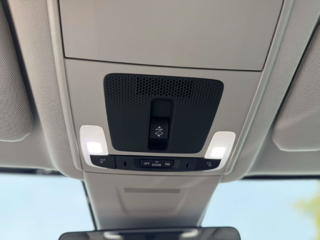 Used 2025 Honda CR-V EX-L image 27