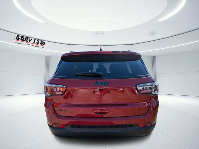 New 2026 Jeep Compass Latitude w/ Sun and Sound Group image 4