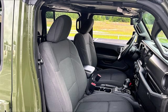 Used 2022 Jeep Gladiator Sport AWD/4WD image 30