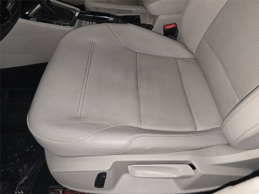 Used 2018 Volkswagen Golf SE FWD image 14