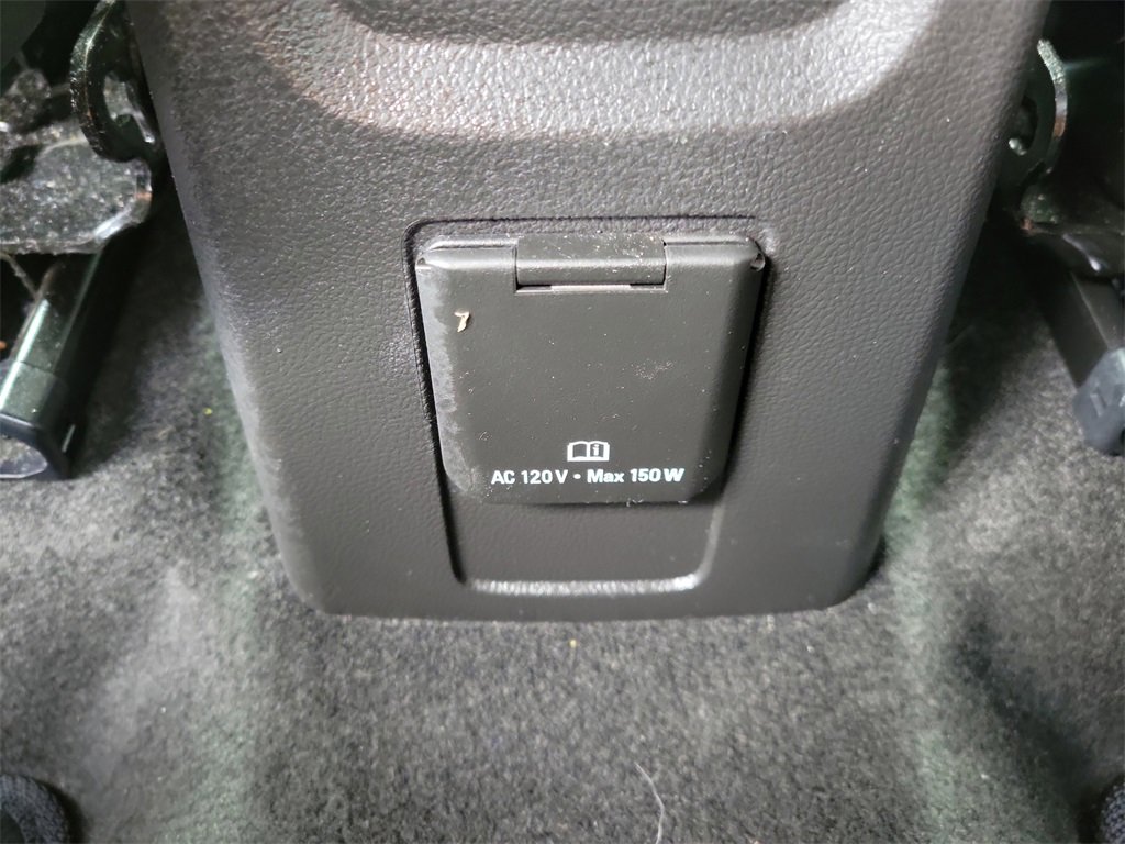 Certified 2022 Buick Encore Preferred w/ Safety Package image 13