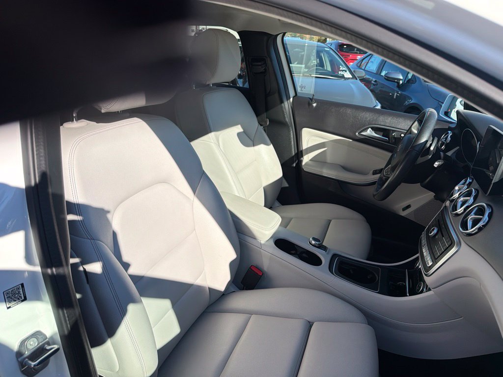 Used 2020 Mercedes-Benz GLA 250 4MATIC image 12