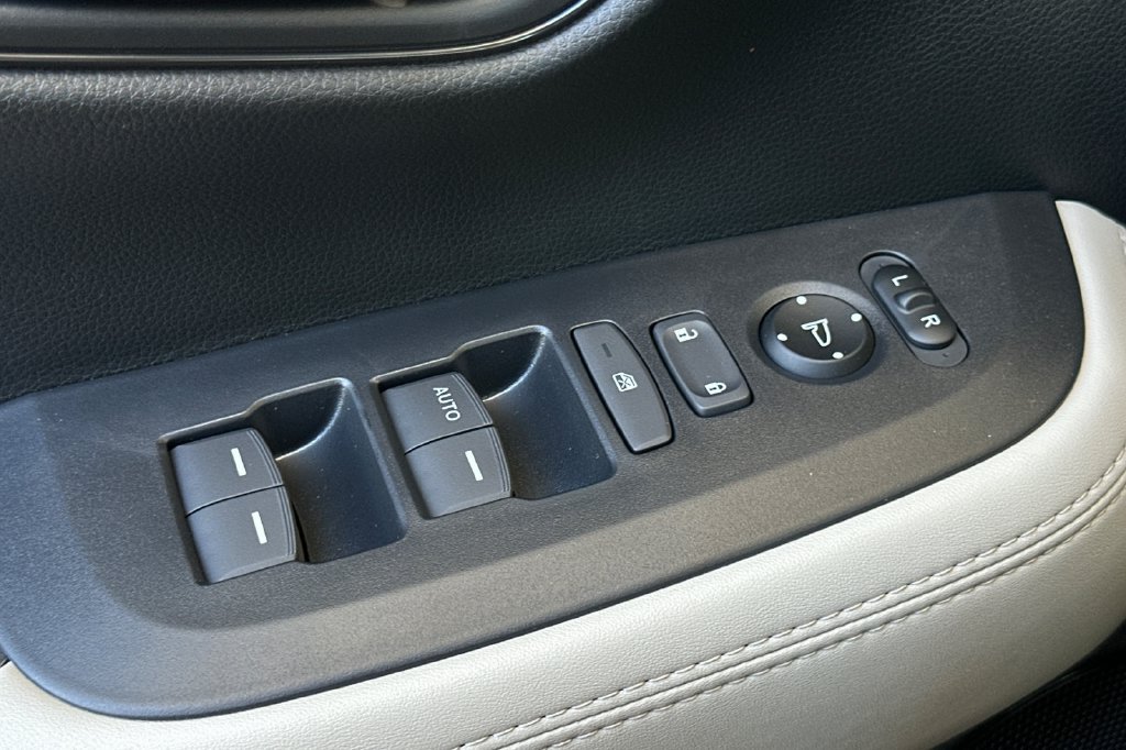 New 2027 Honda HR-V LX image 12