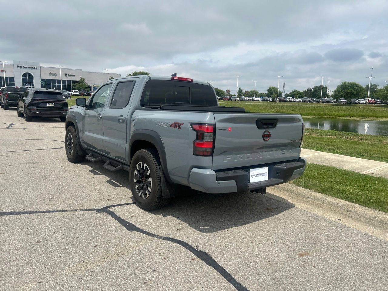 Used 2023 Nissan Frontier PRO-4X AWD/4WD image 5