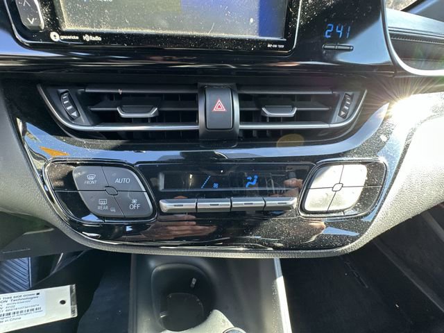 Used 2018 Toyota C-HR XLE image 19