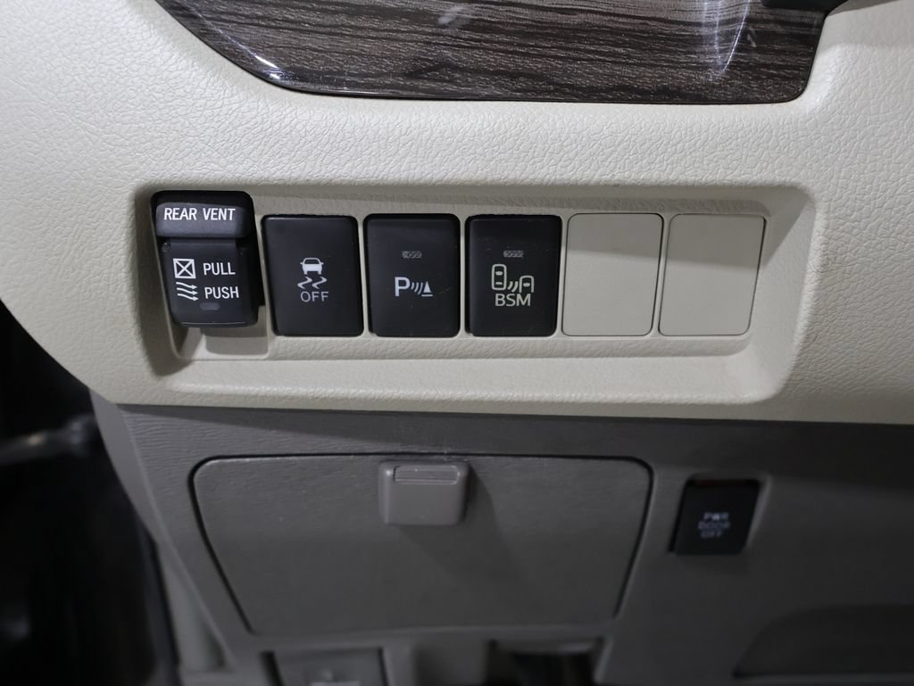 Used 2025 Hyundai Santa Fe Calligraphy AWD/4WD image 30