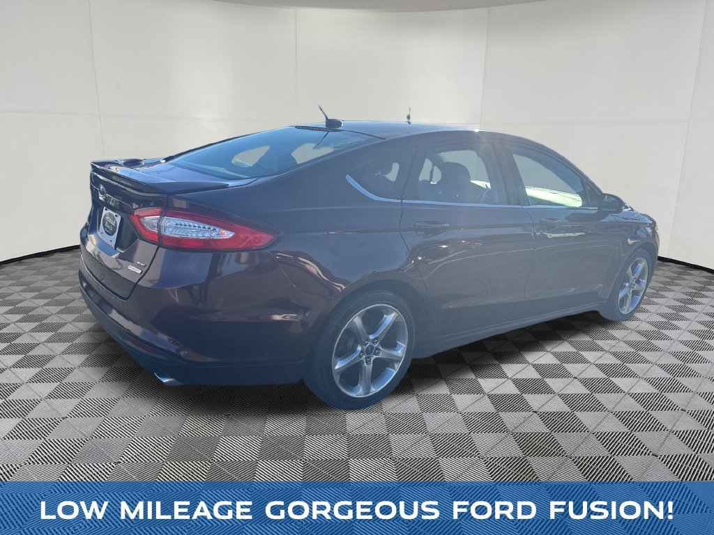 Used 2013 Ford Fusion SE FWD image 6