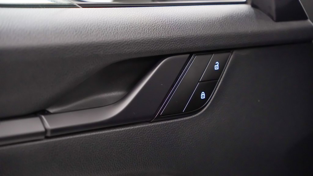 Certified 2023 Porsche 911 Targa 4 GTS image 18