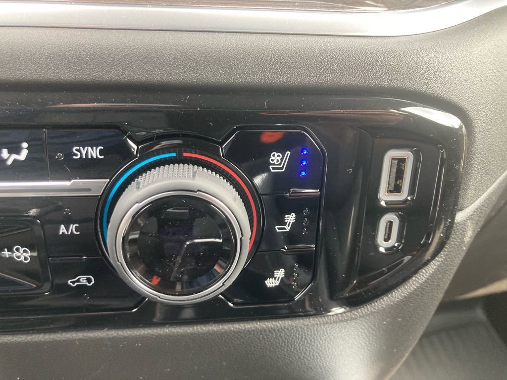 New 2026 Chevrolet Silverado 1500 LTZ w/ LTZ Premium Package image 24