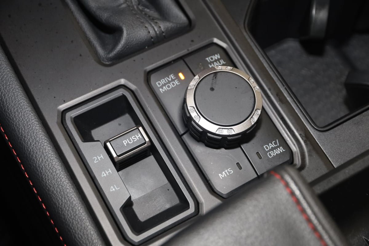 Used 2022 Toyota Tundra TRD Pro AWD/4WD image 32