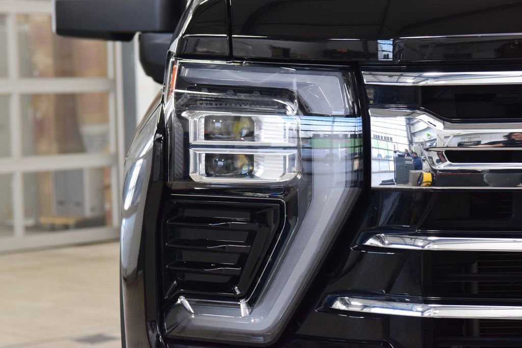 Used 2024 Chevrolet Silverado 2500 LTZ w/ LTZ Plus Package image 12