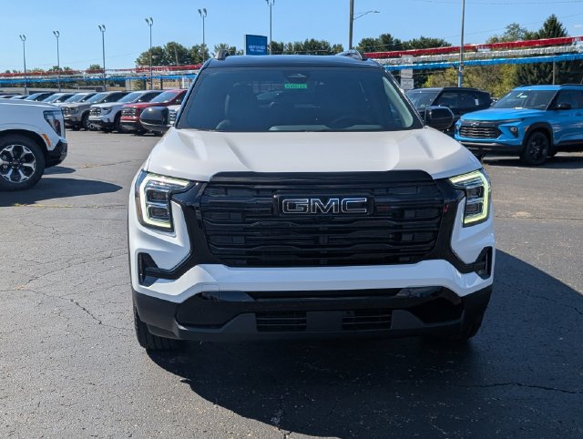 New 2027 GMC Terrain Elevation w/ Elevation Premium Package AWD/4WD image 2