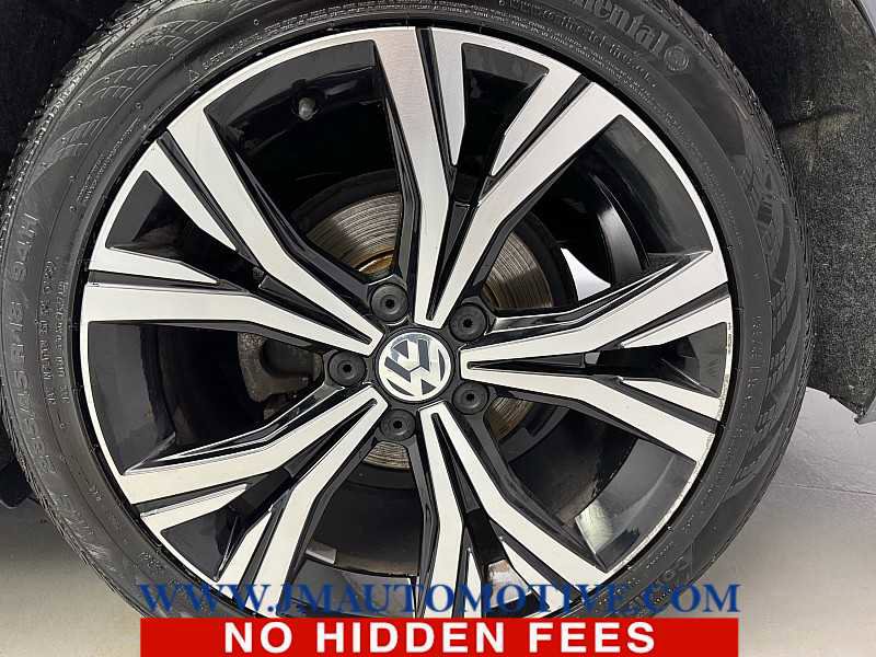 Used 2021 Volkswagen Passat 2.0T SE image 9