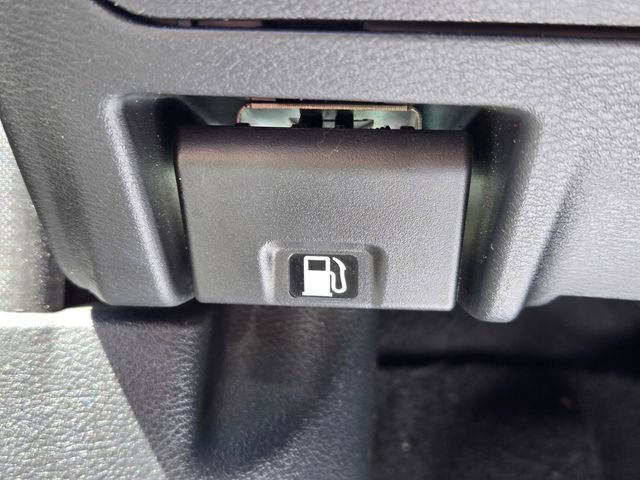 Used 2022 Nissan Sentra SR w/ Midnight Edition image 19