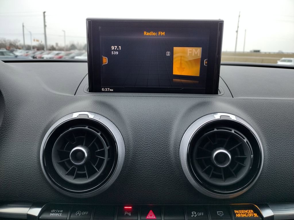 Used 2020 Audi A3 2.0T Premium image 3