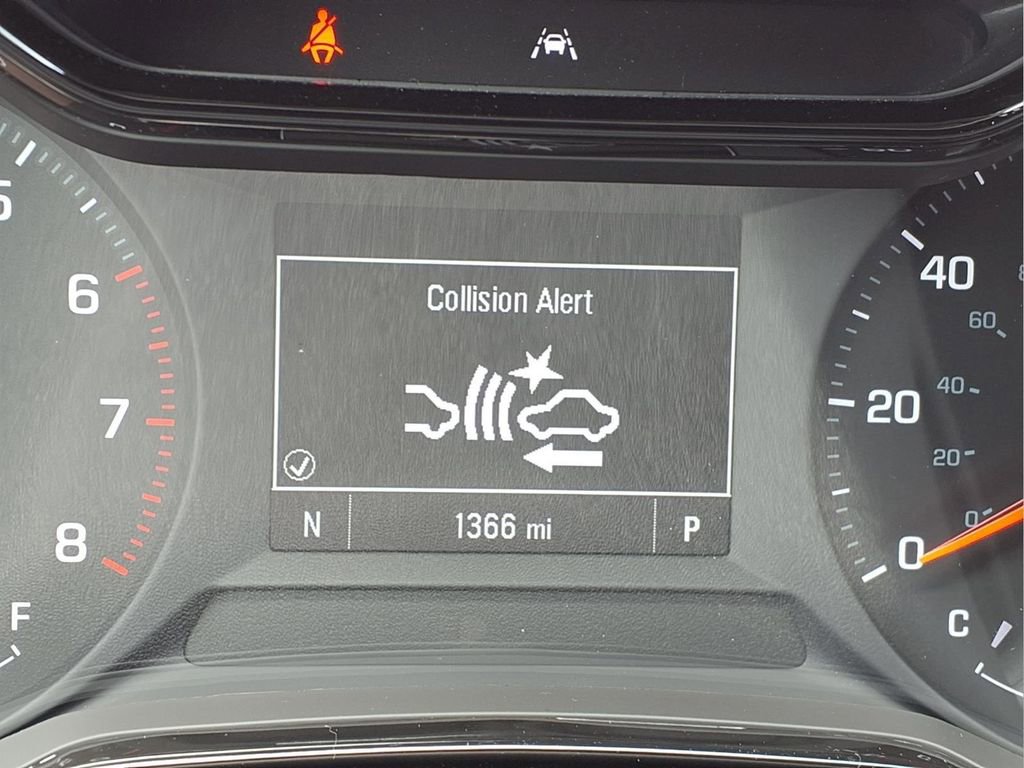 Used 2026 Chevrolet Trax LS FWD image 18