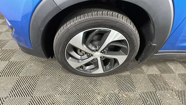 Used 2016 Hyundai Tucson Limited w/ Option Group 03 AWD/4WD image 9