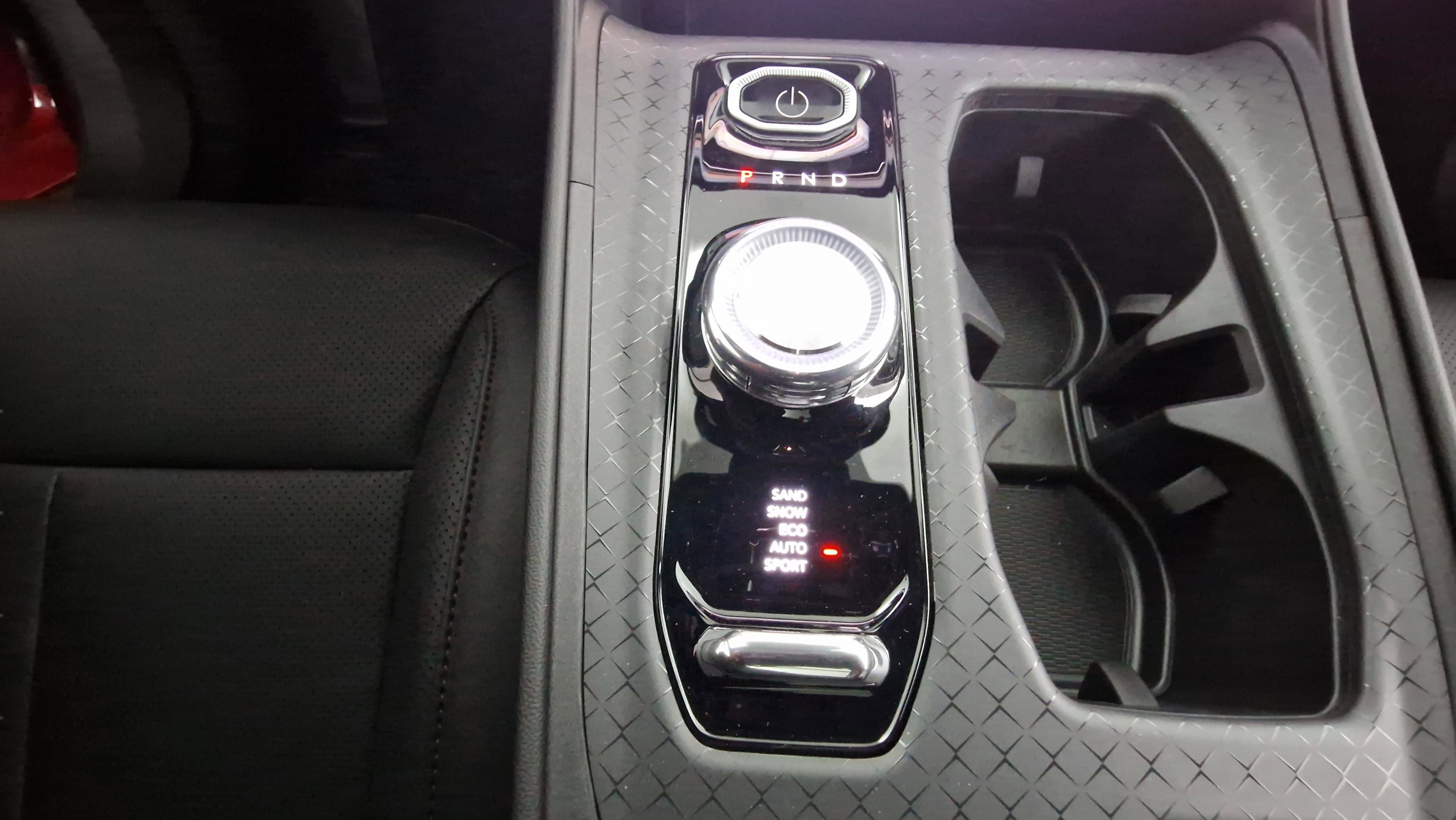 New 2025 Jeep Wagoneer Limited image 18