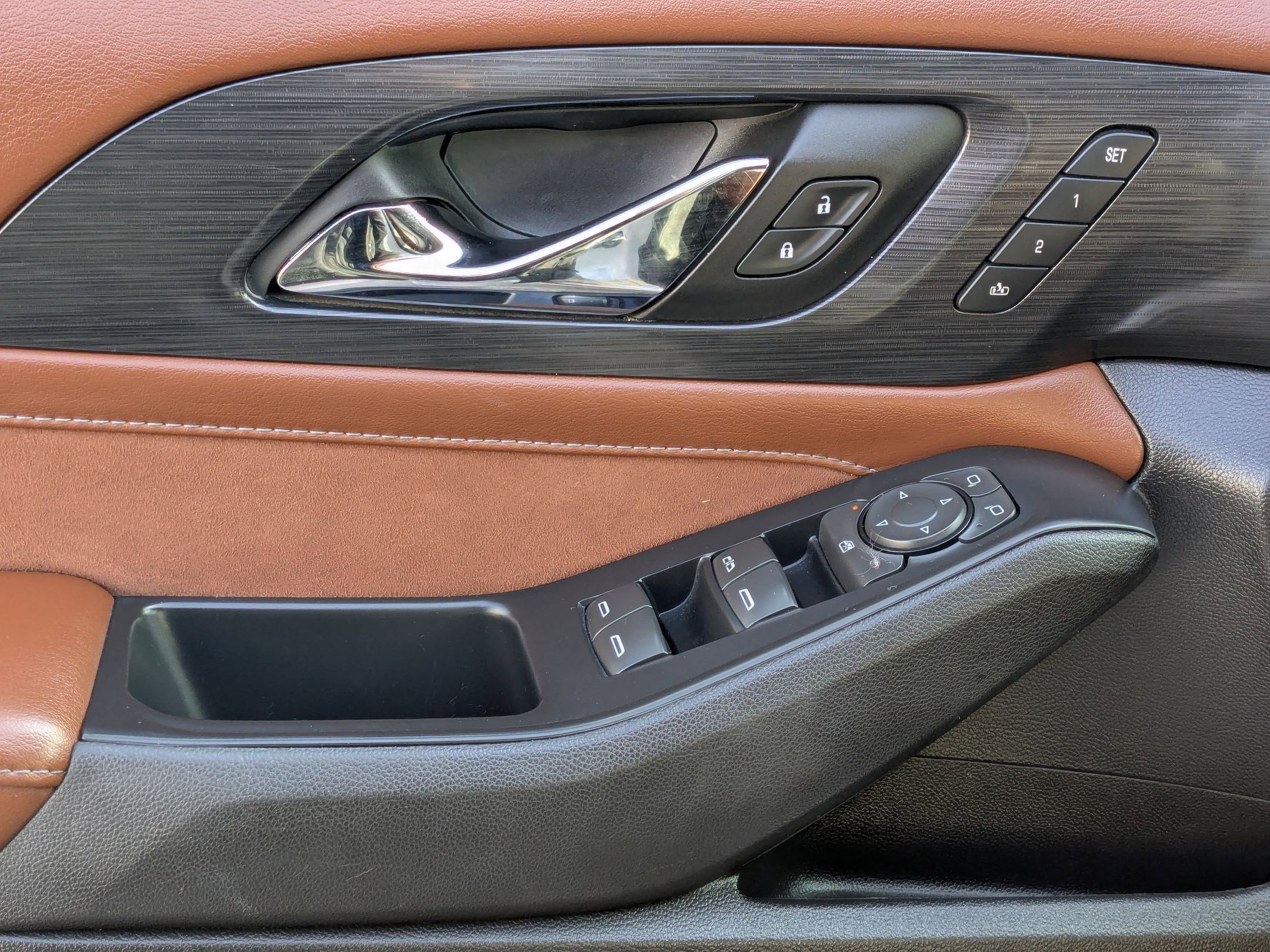 Used 2018 Chevrolet Traverse High Country image 14