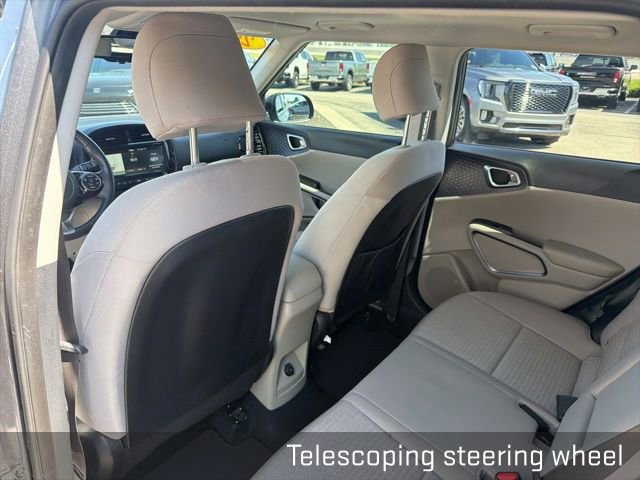 Used 2021 Kia Soul EX image 23