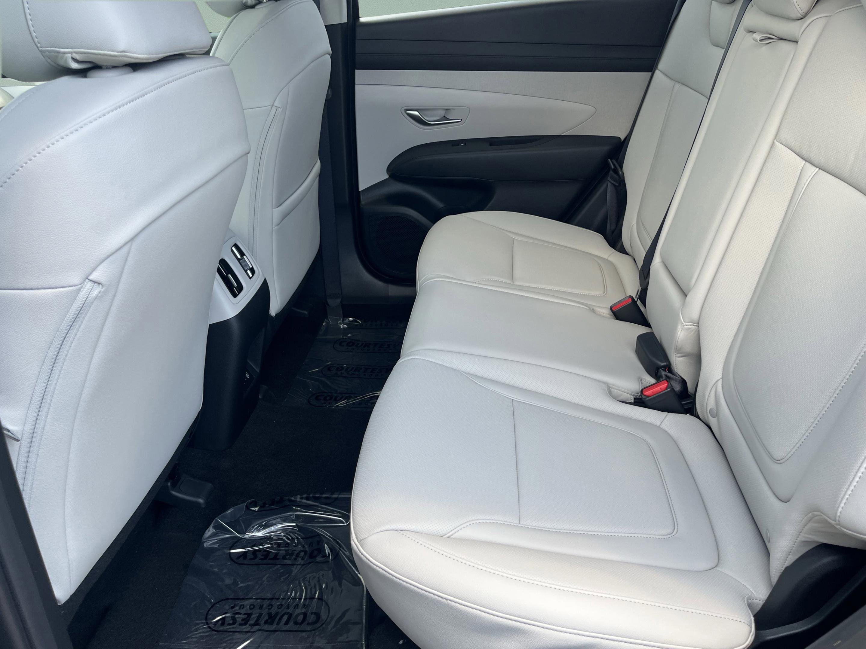 New 2026 Hyundai Tucson SEL FWD image 19