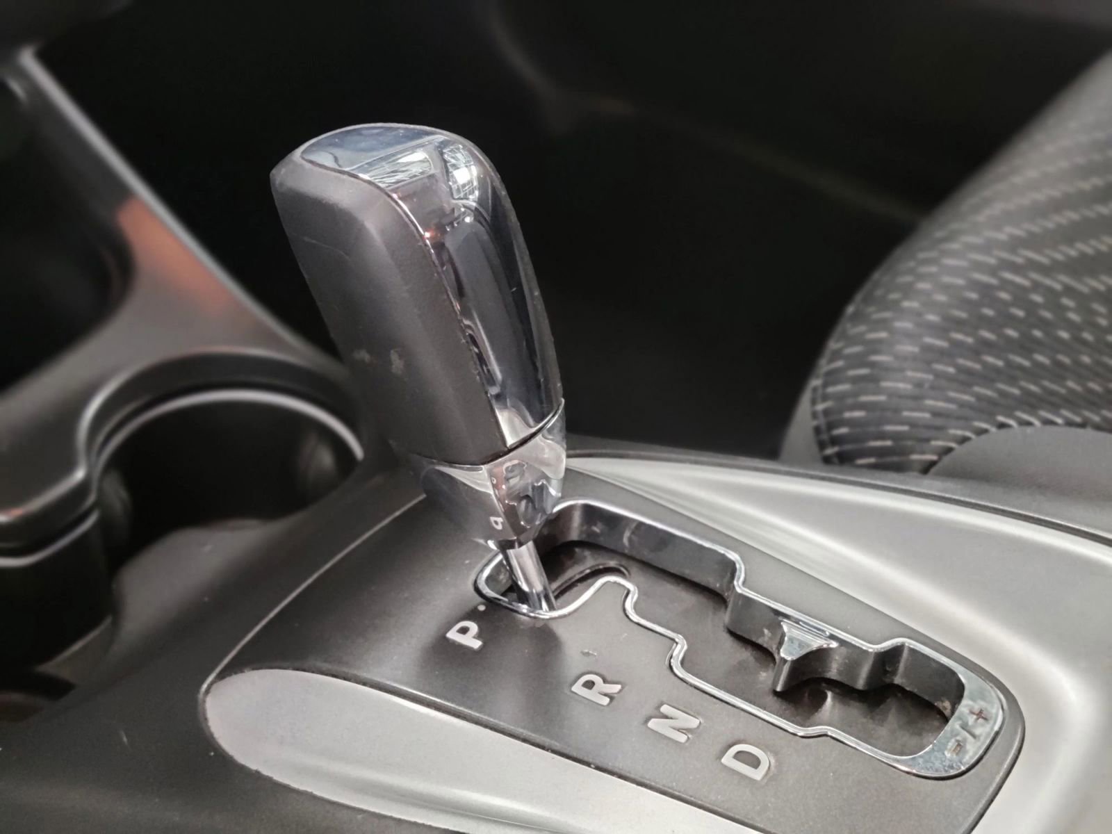 Used 2018 Dodge Journey SE w/ Blacktop Package FWD image 17