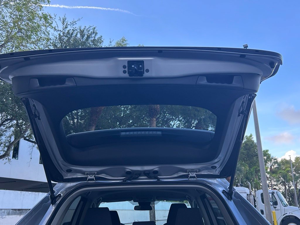 Used 2024 Toyota RAV4 LE FWD image 38