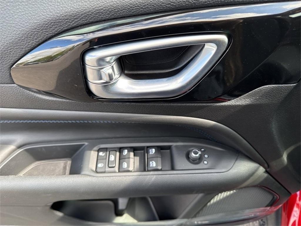 New 2025 Jeep Compass Latitude w/ Altitude Special Edition image 10