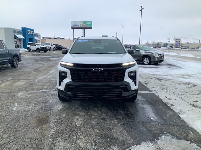 Certified 2025 Chevrolet Traverse RS w/ LPO, Floor Liner Package image 3