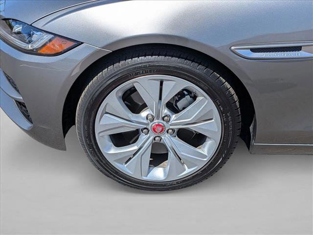 Used 2020 Jaguar XE S image 23