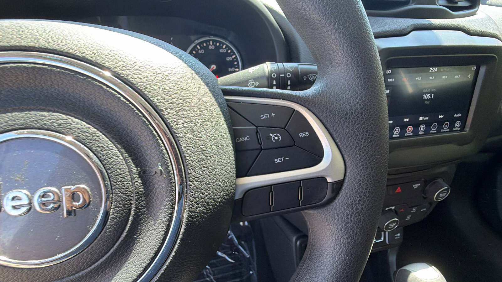 Used 2020 Jeep Renegade Sport w/ UConnect 7.0 Group image 27