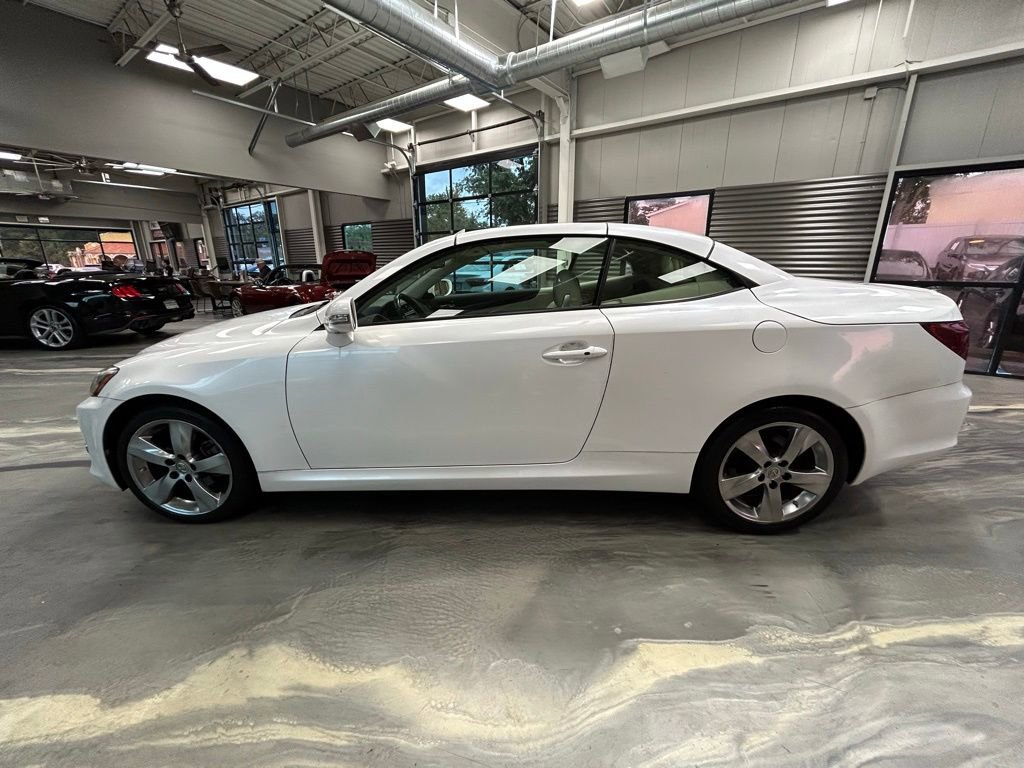 Used 2010 Lexus IS 250C image 35