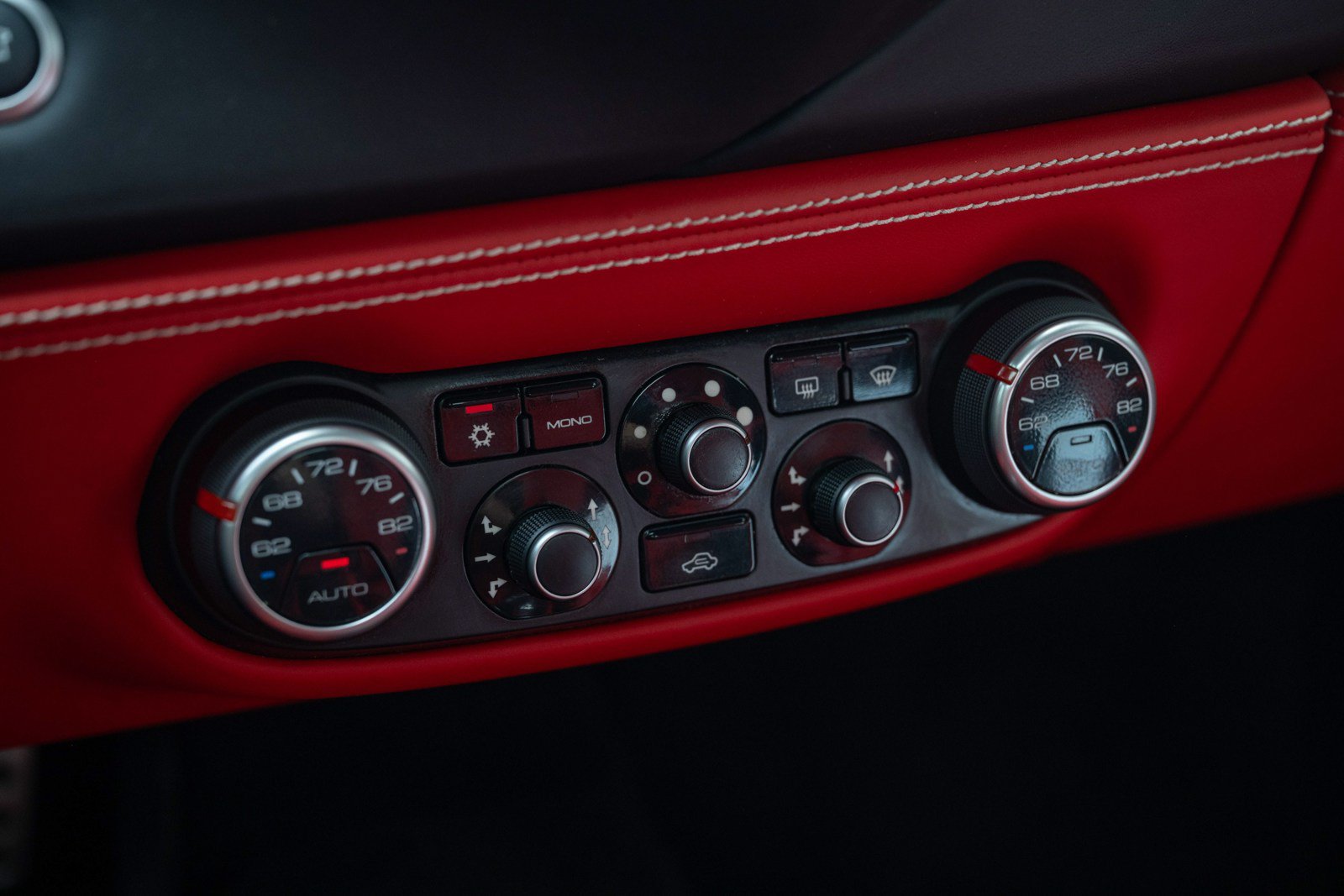 Used 2017 Ferrari 488 Spider RWD image 44