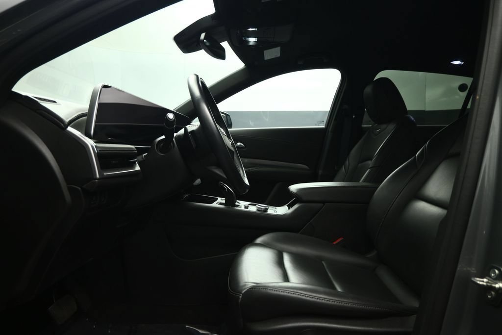 Used 2024 Cadillac XT4 Premium Luxury FWD image 48