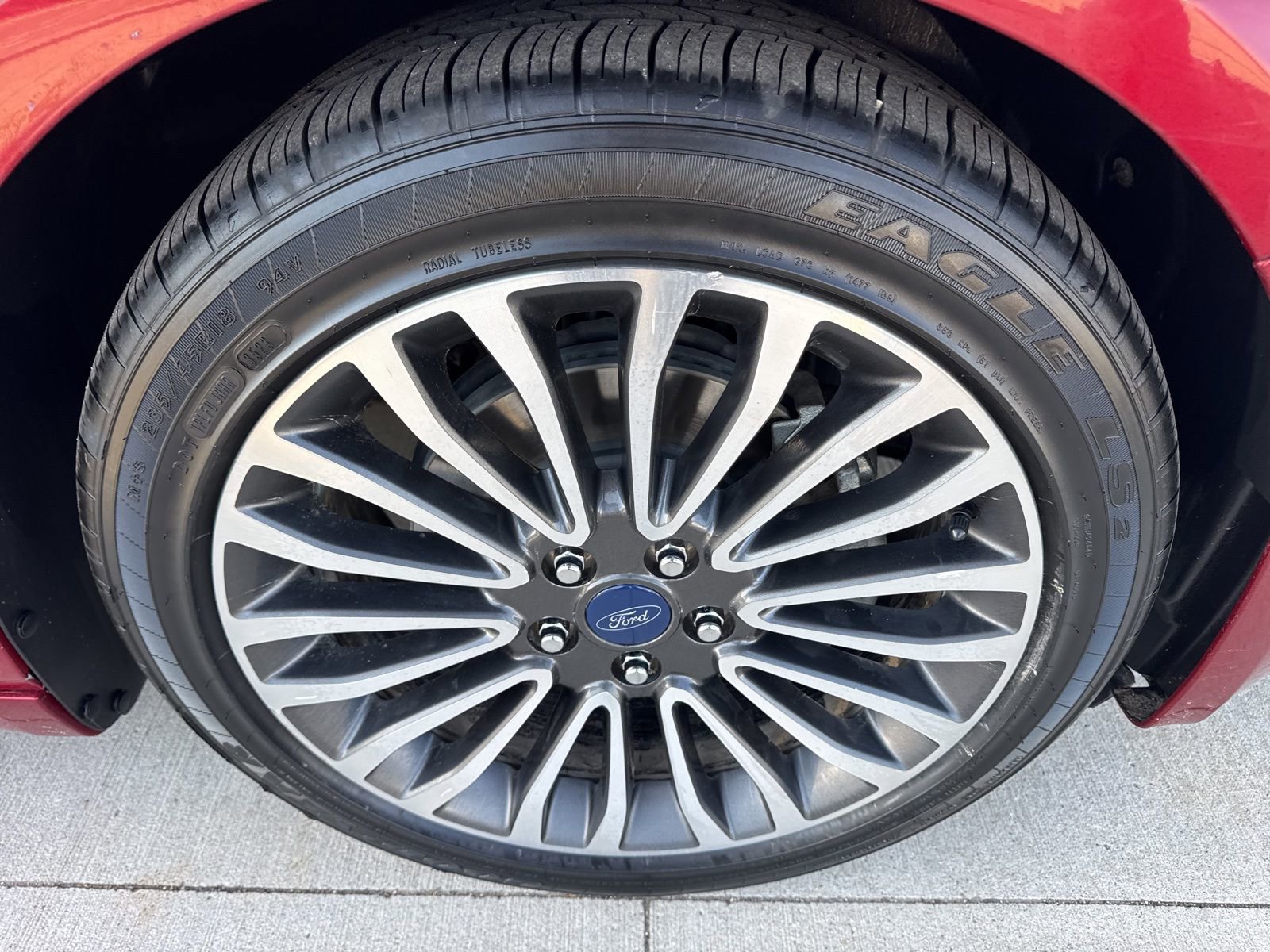 Certified 2018 Ford Fusion SE w/ Fusion SE Technology Package image 20