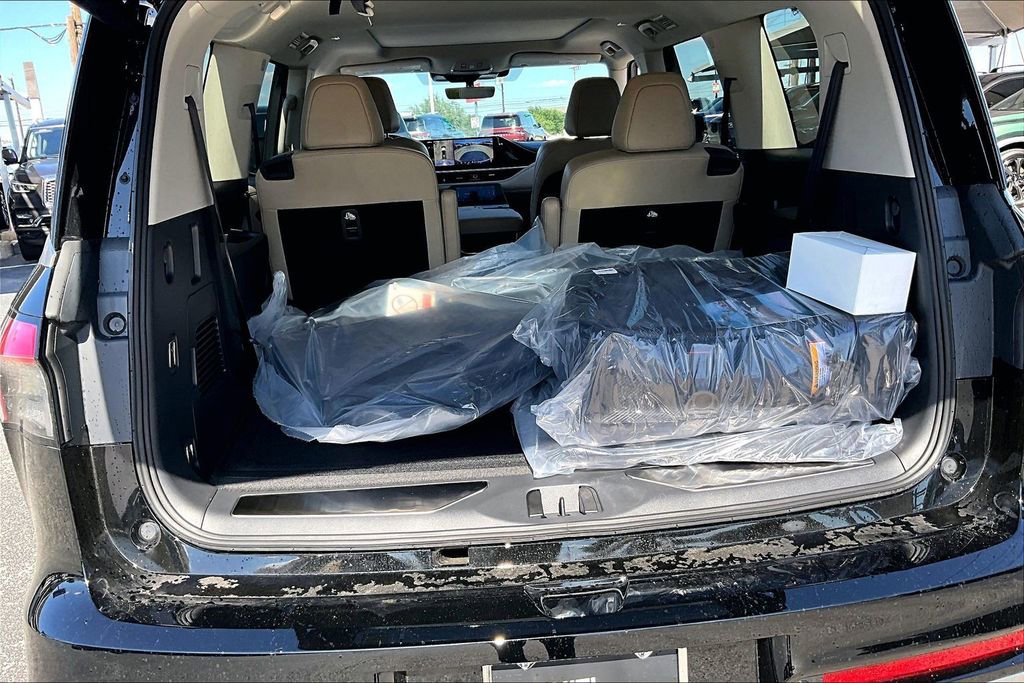New 2026 INFINITI QX80 Pure w/ Cargo Package RWD image 45