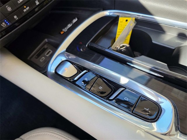 Used 2023 Buick Enclave Premium w/ Experience Buick Package image 16