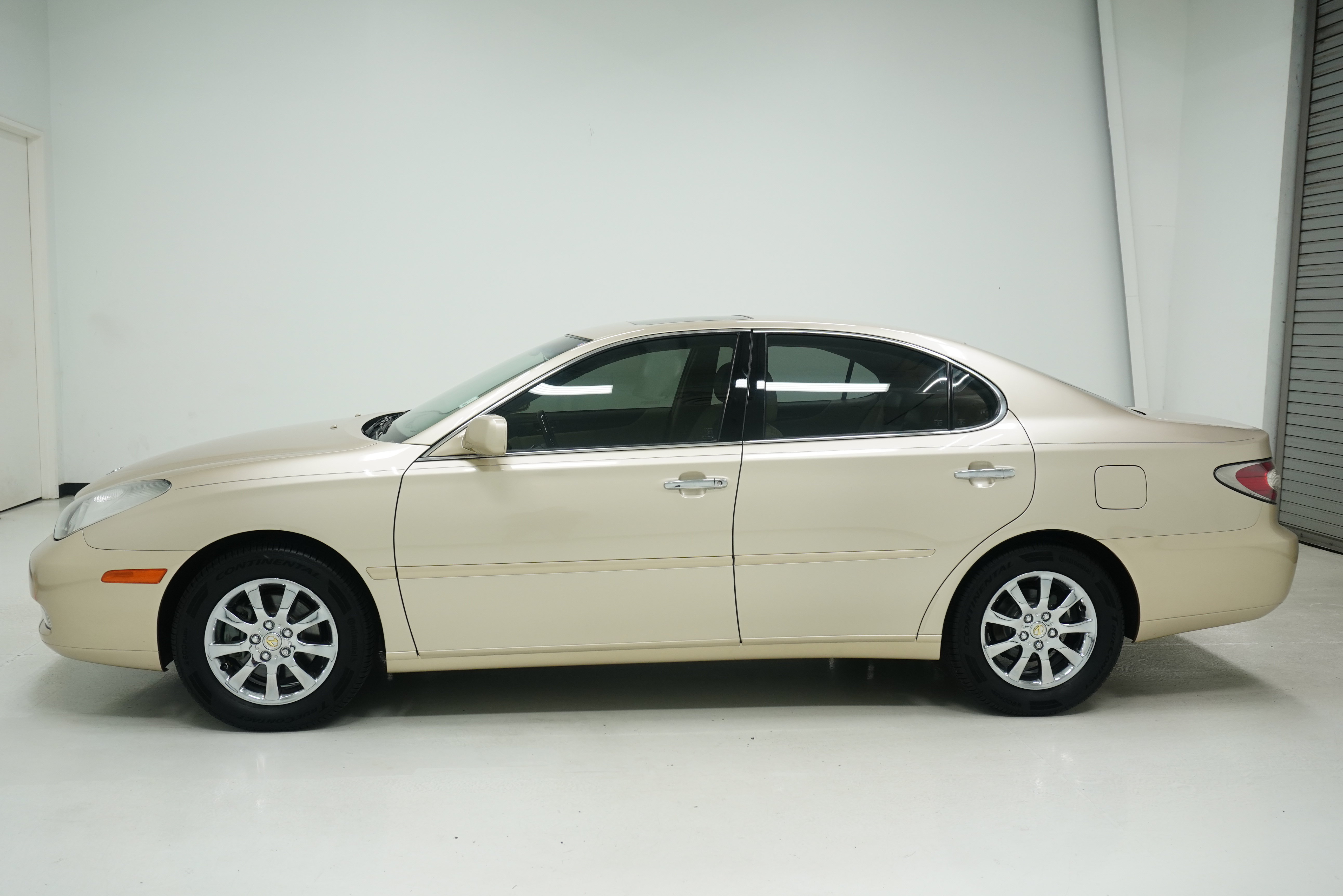 Used 2003 Lexus ES 330 FWD image 7