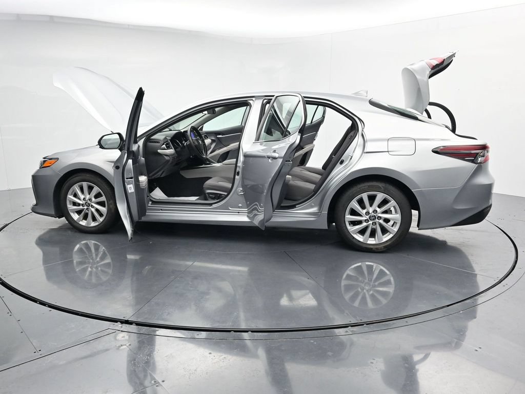 Used 2023 Toyota Camry LE FWD image 43