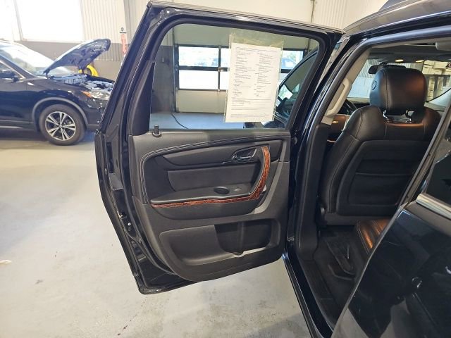 Used 2013 Chevrolet Traverse LTZ FWD image 19