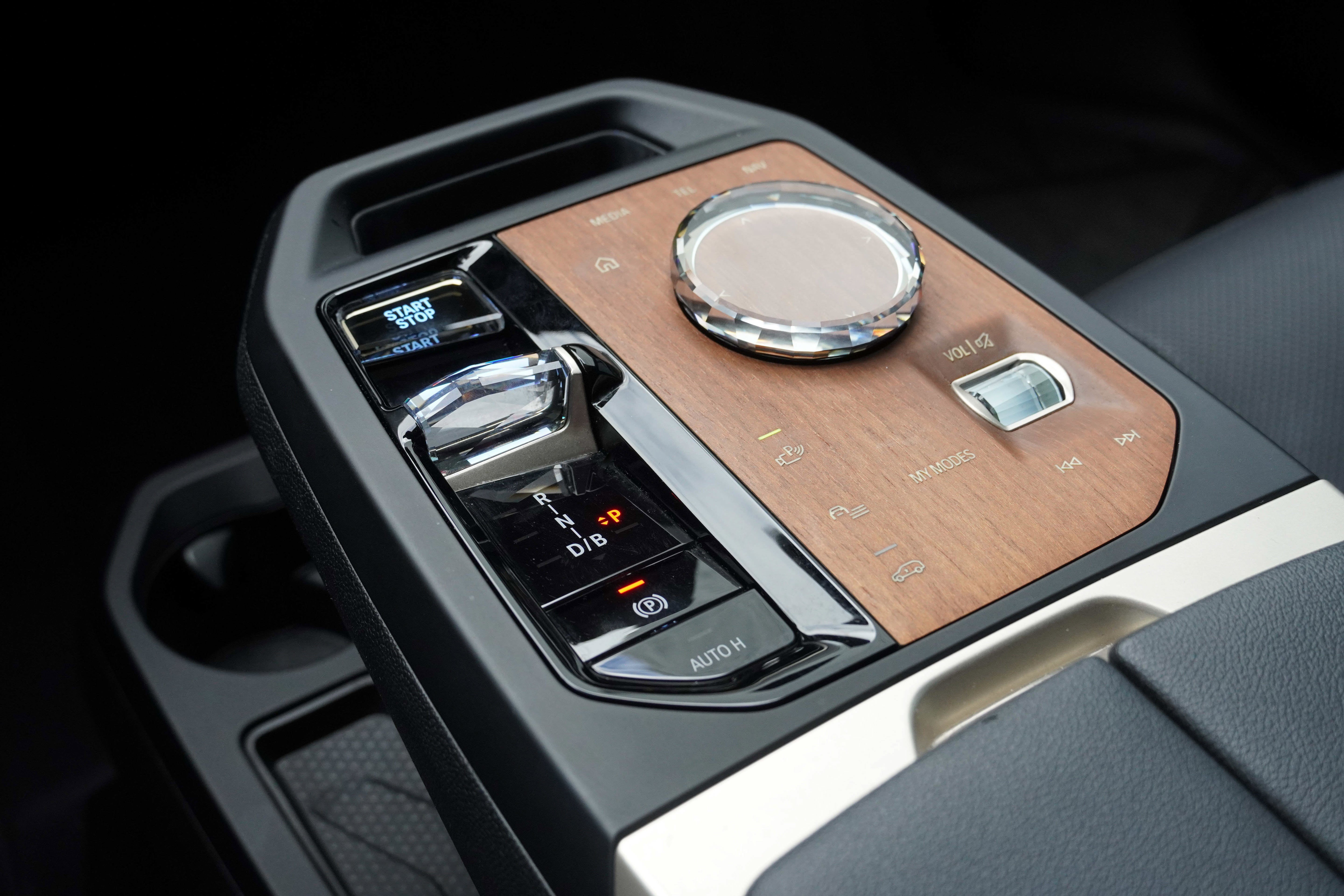 Certified 2024 BMW iX M60 AWD/4WD image 29
