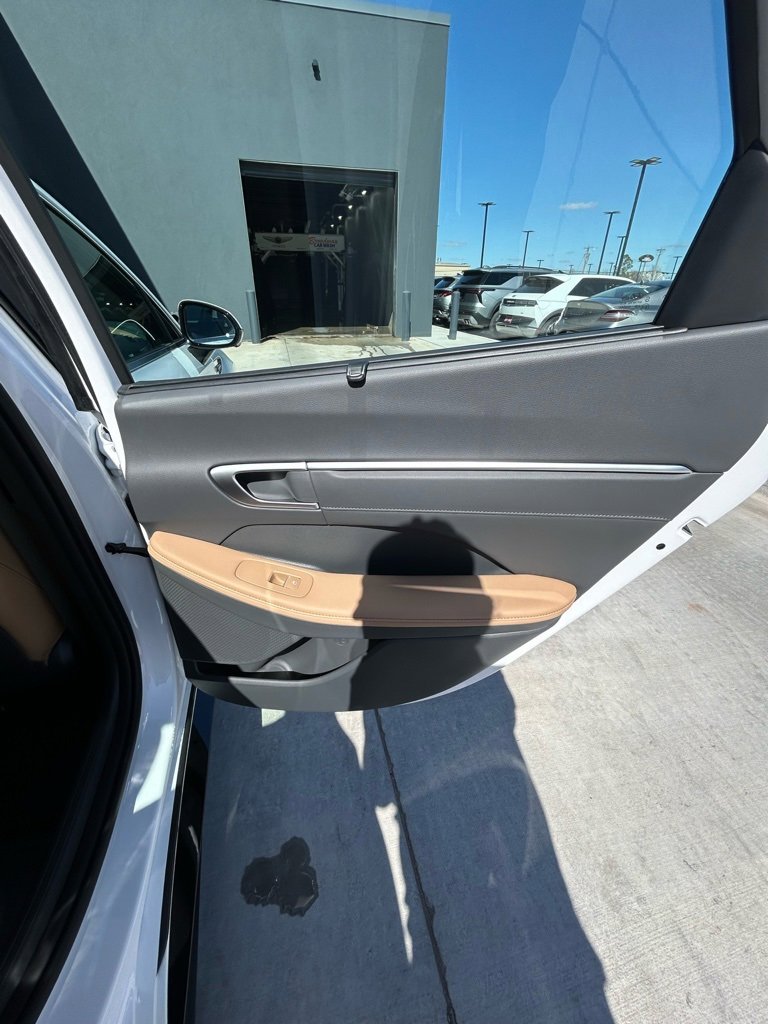 New 2026 Hyundai Sonata Limited image 14