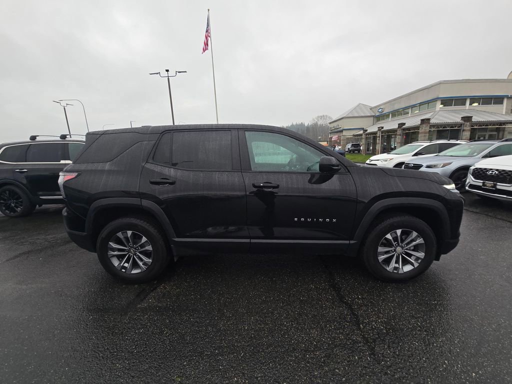 Certified 2025 Chevrolet Equinox LT image 2