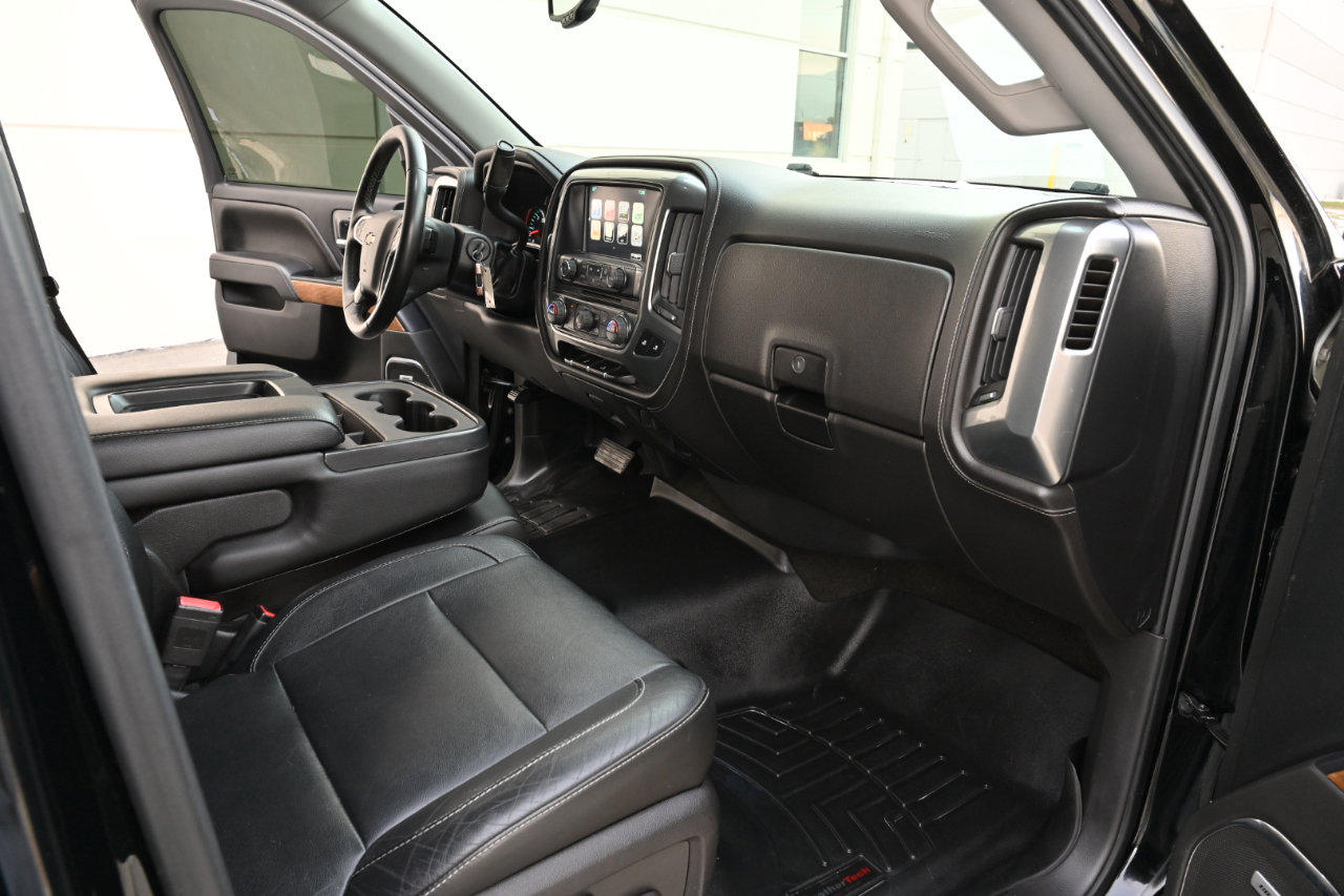 Used 2015 Chevrolet Silverado 1500 LTZ AWD/4WD image 12