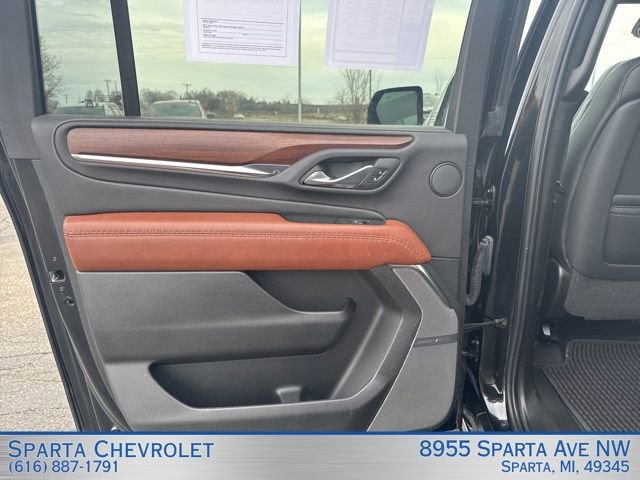 Used 2023 GMC Yukon XL Denali Ultimate image 28