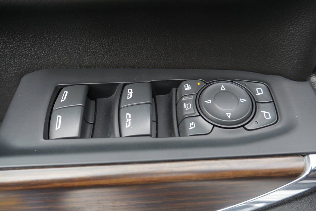 Used 2023 Chevrolet Silverado 2500 High Country w/ Technology Package image 30