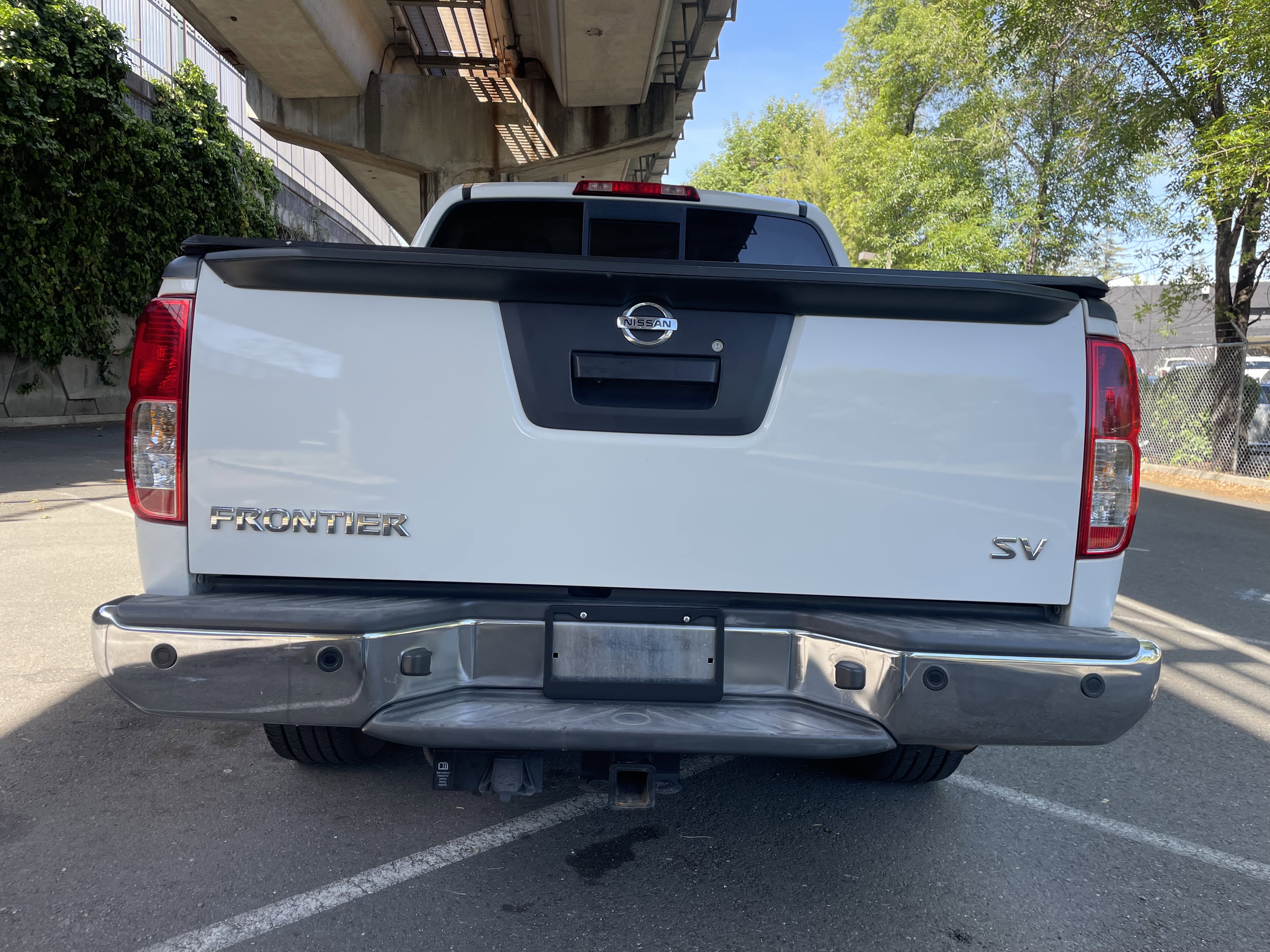 Used 2017 Nissan Frontier SV w/ SV Value Truck Package RWD image 13