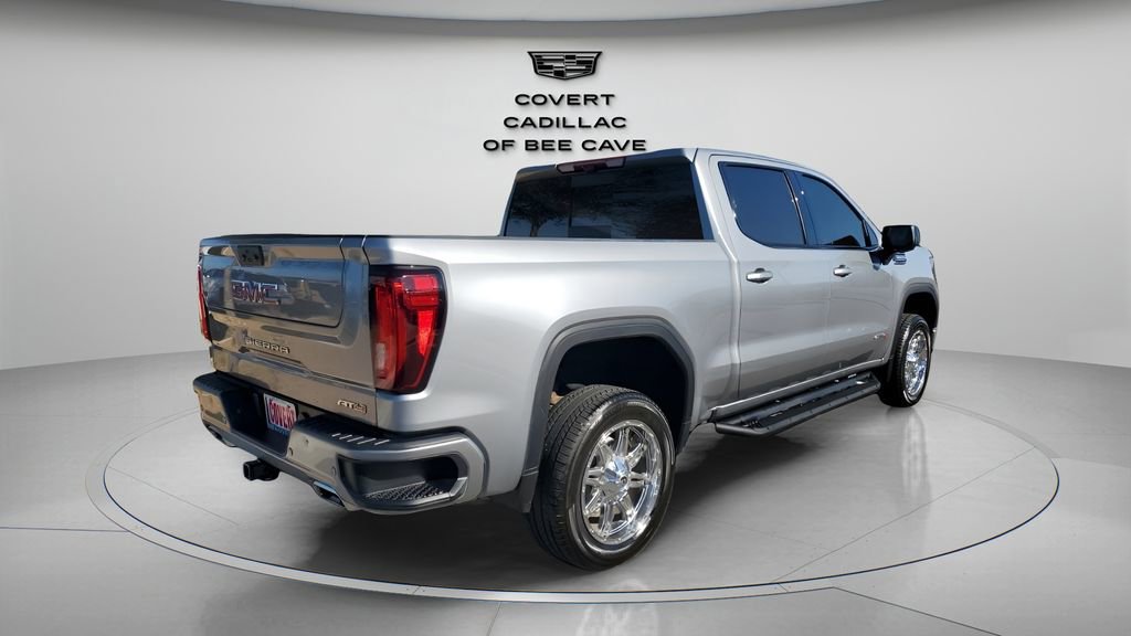 Used 2024 GMC Sierra 1500 AT4 w/ Technology Package image 9