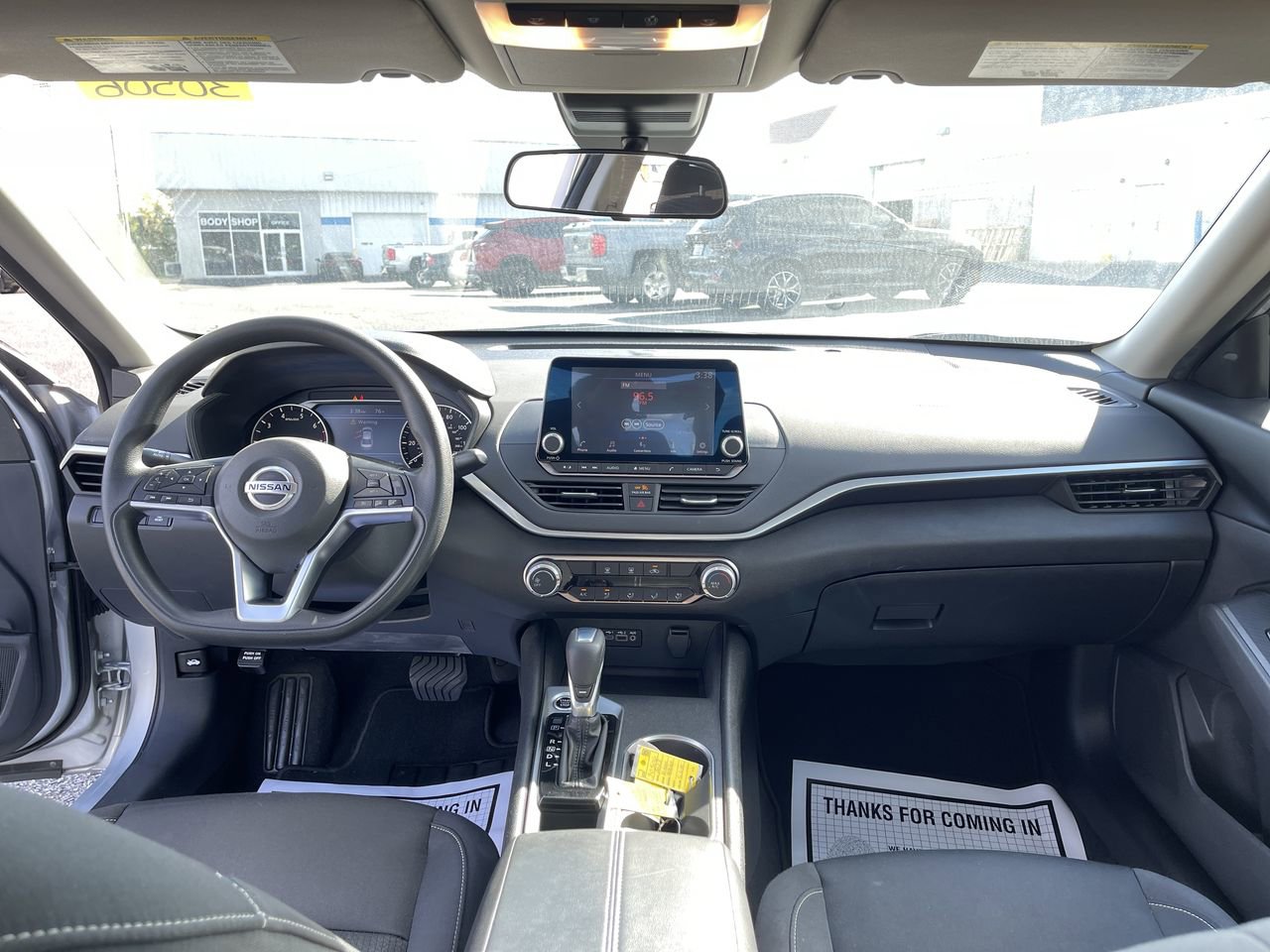 Used 2022 Nissan Altima 2.5 SV FWD image 19