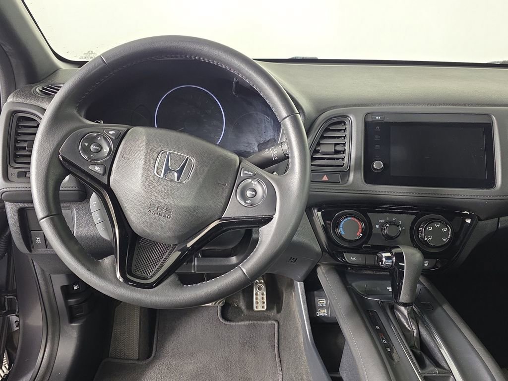Used 2020 Honda HR-V Sport image 9